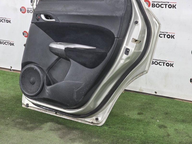 Дверь, 7000 рублей, Пешки