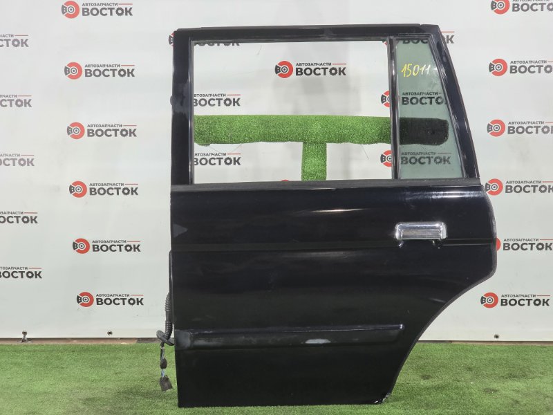 Дверь, 10000 рублей, Пешки