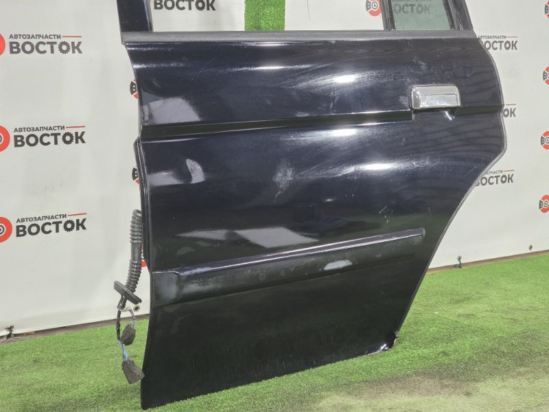 Дверь, 10000 рублей, Пешки