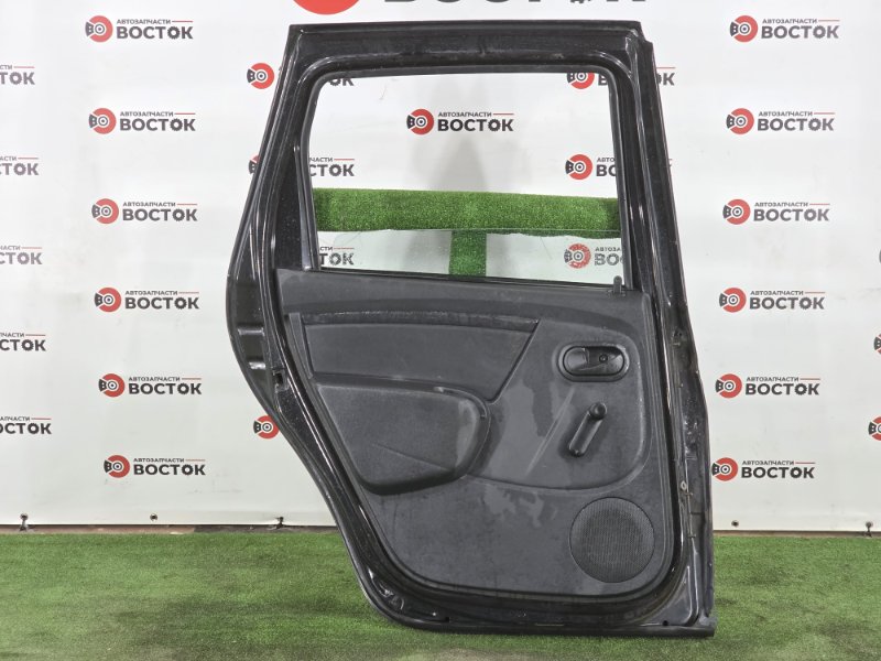 Дверь, 35000 рублей, Пешки