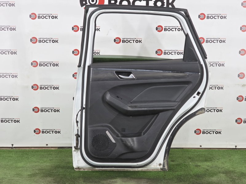 Дверь, 45000 рублей, Пешки