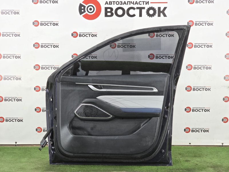 Дверь, 50000 рублей, Пешки