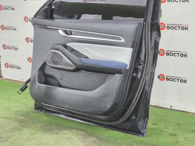 Дверь, 50000 рублей, Пешки