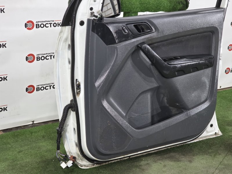 Дверь, 30000 рублей, Пешки