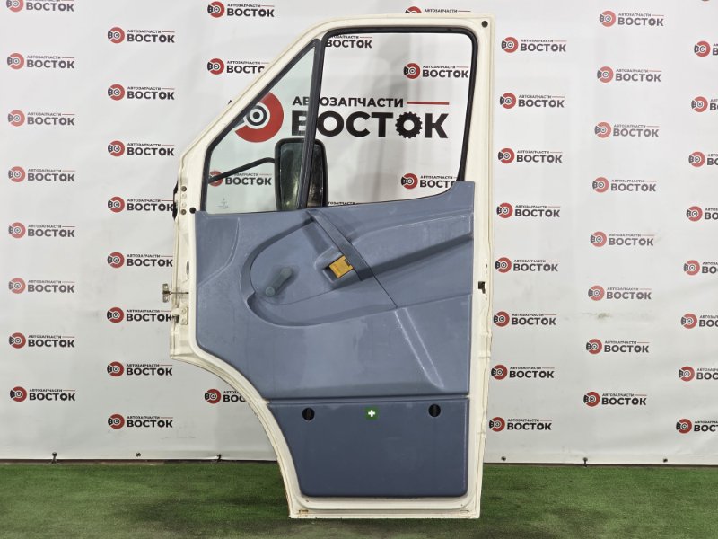 Дверь, 35000 рублей, Пешки