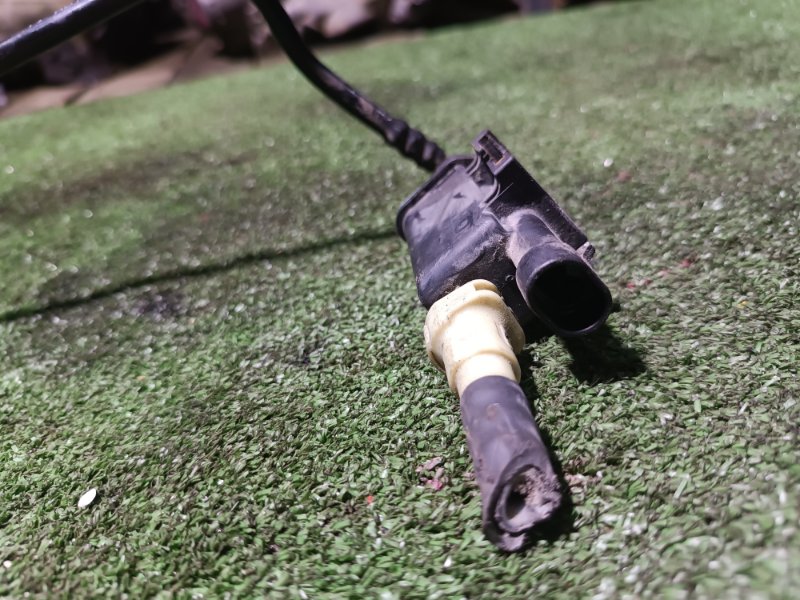 Клапан вентиляции топливного бака, 1500 рублей, Пешки