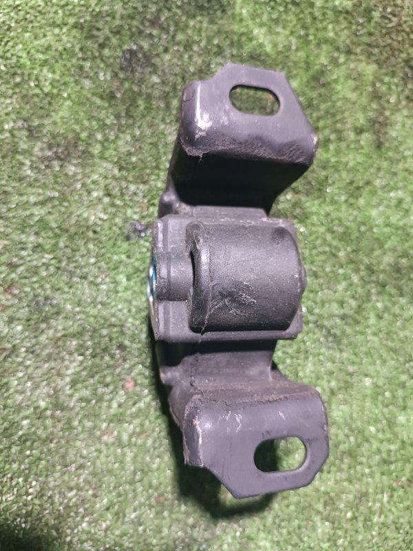 Подушка МКПП, 1000 рублей, Пешки