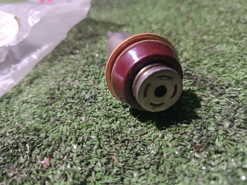 Втягивающее реле стартера, 2000 рублей, Пешки