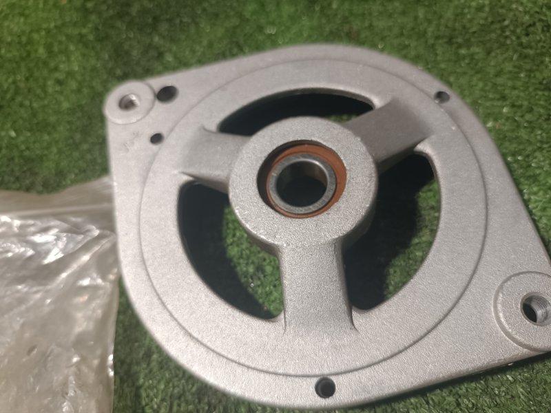 Кронштейн генератора, 1000 рублей, Пешки