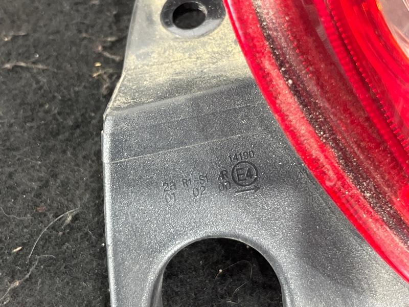 Стоп-сигнал, 2000 рублей, Пешки