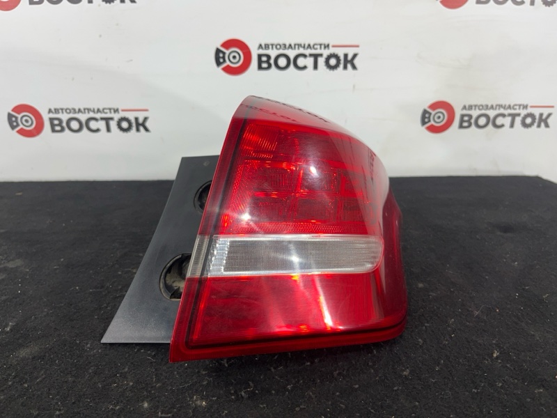 Стоп-сигнал, 9000 рублей, Пешки