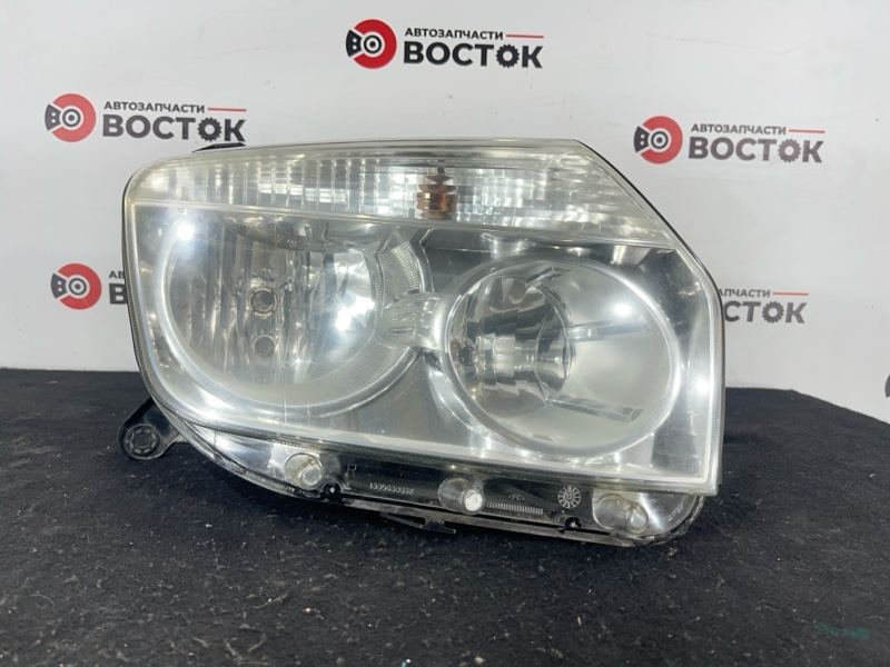 Фара, 2000 рублей, Пешки