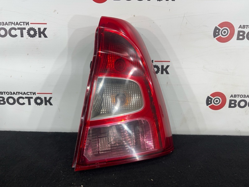 Стоп-сигнал, 3000 рублей, Пешки