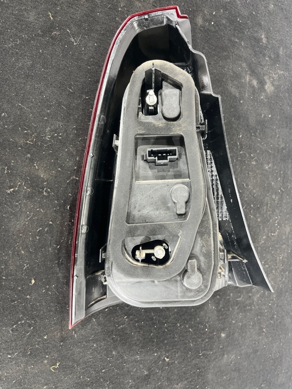 Стоп-сигнал, 3000 рублей, Пешки