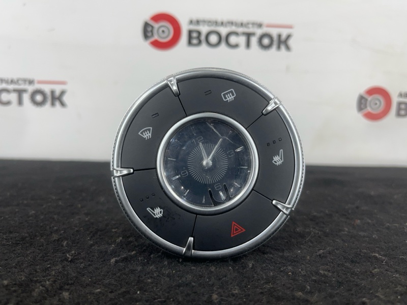 Часы, 5000 рублей, Пешки