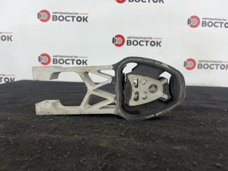 Подушка двигателя, 2000 рублей, Пешки