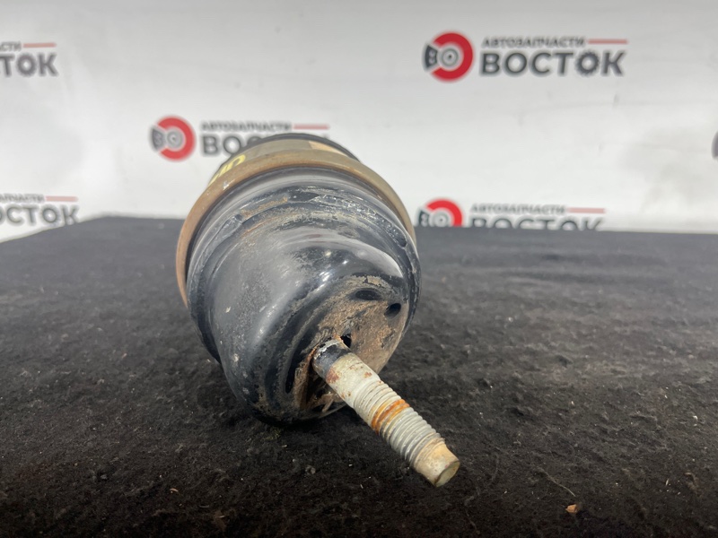 Подушка двигателя, 2000 рублей, Пешки