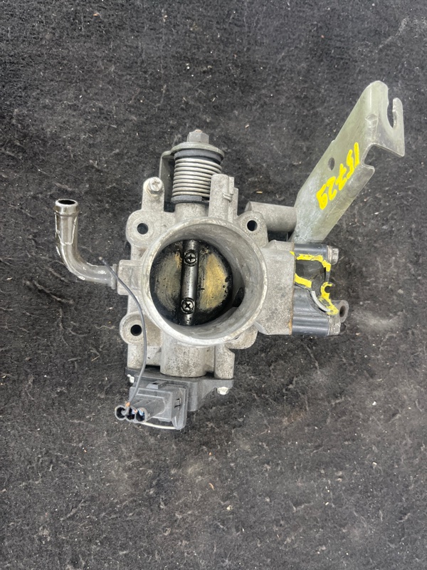 Дроссельная заслонка, 2000 рублей, Пешки