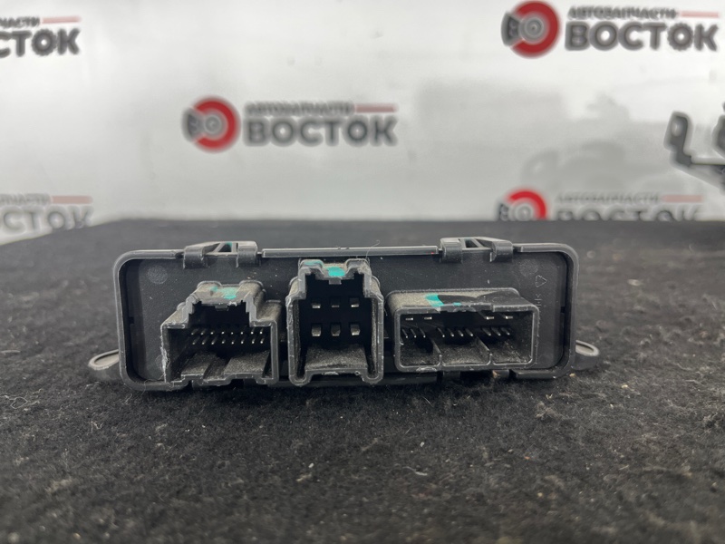 Блок управления крышкой багажника, 10000 рублей, Пешки