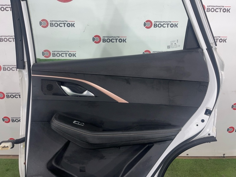 Дверь, 35000 рублей, Пешки