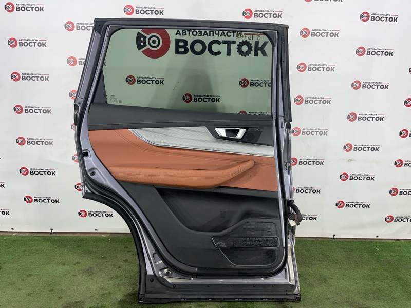 Дверь, 40000 рублей, Пешки