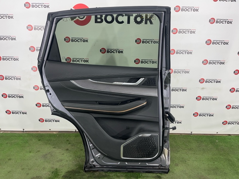 Дверь, 45000 рублей, Пешки