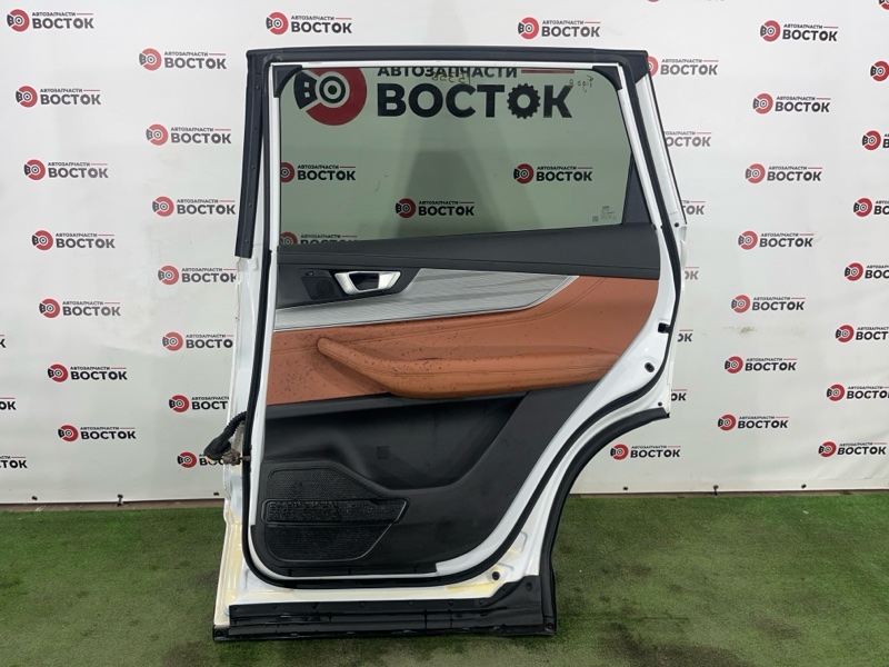 Дверь, 40000 рублей, Пешки