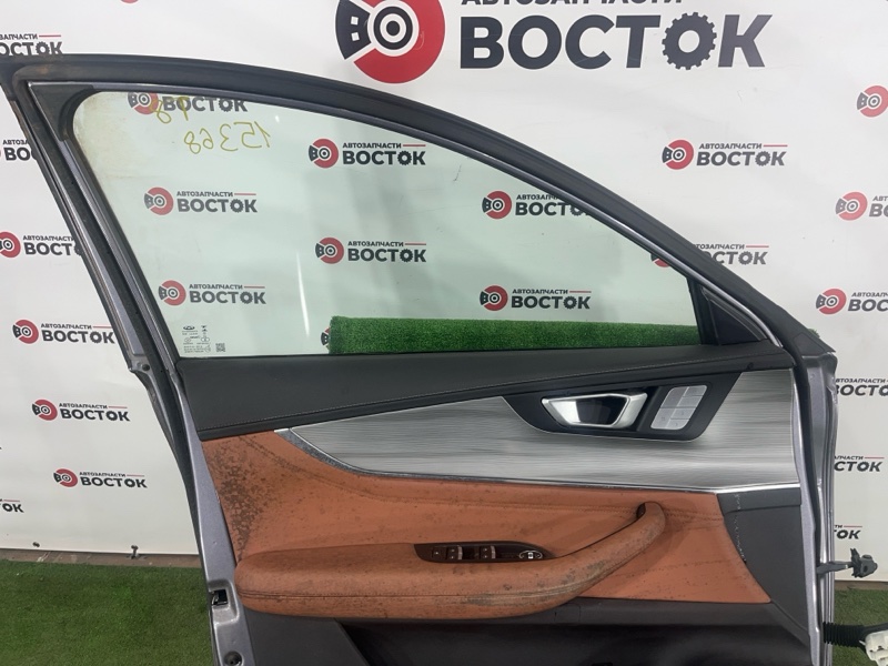 Дверь, 50000 рублей, Пешки