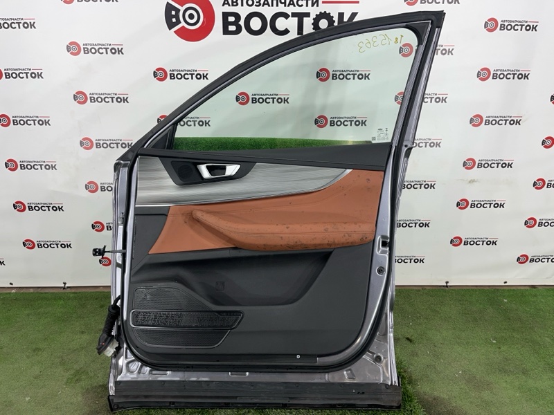 Дверь, 50000 рублей, Пешки