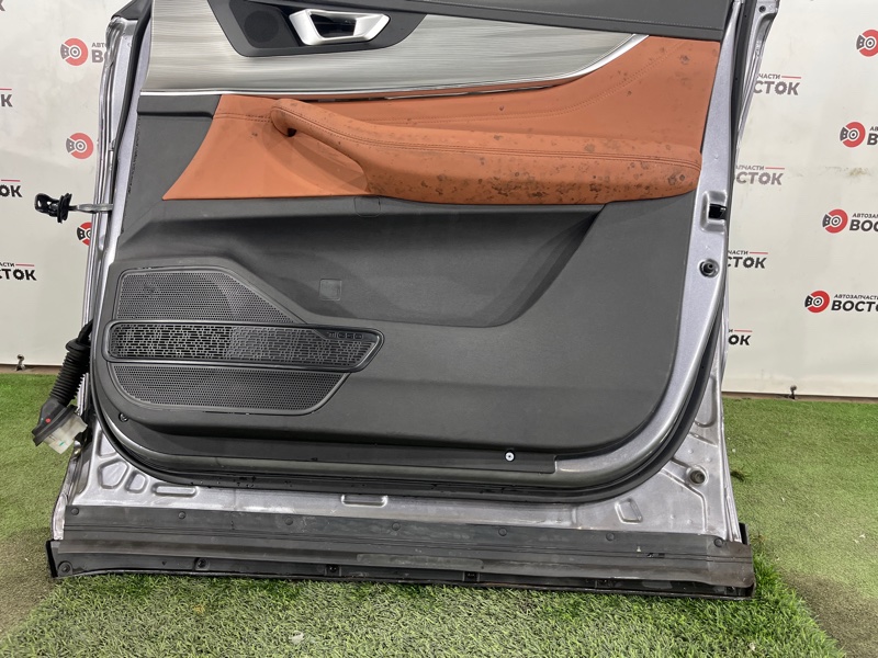 Дверь, 50000 рублей, Пешки