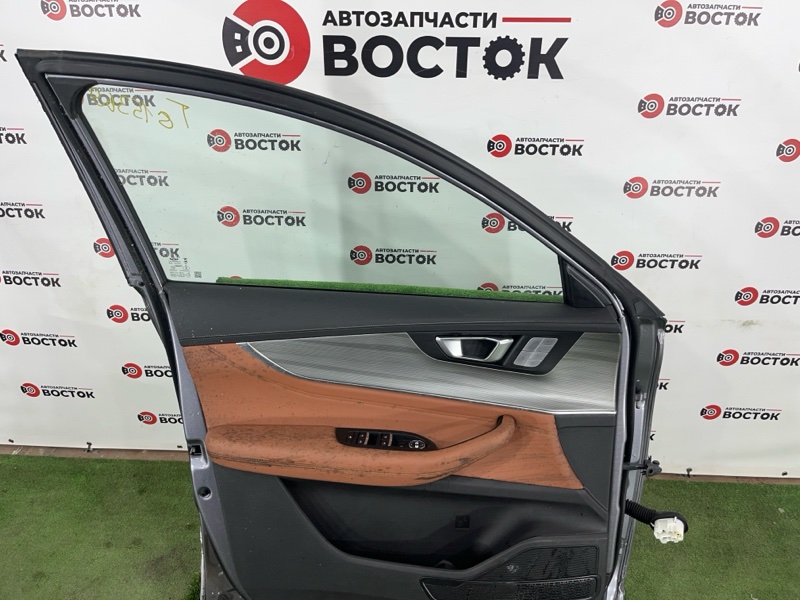 Дверь, 50000 рублей, Пешки