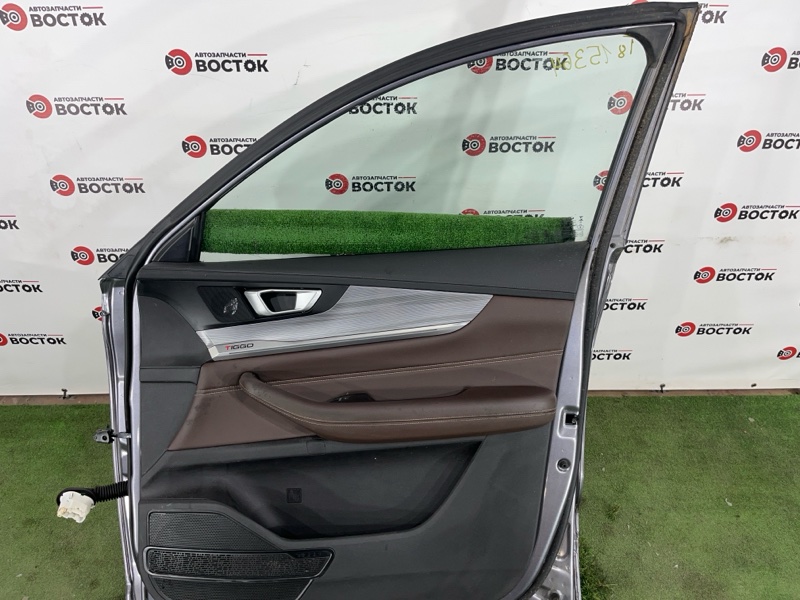 Дверь, 50000 рублей, Пешки