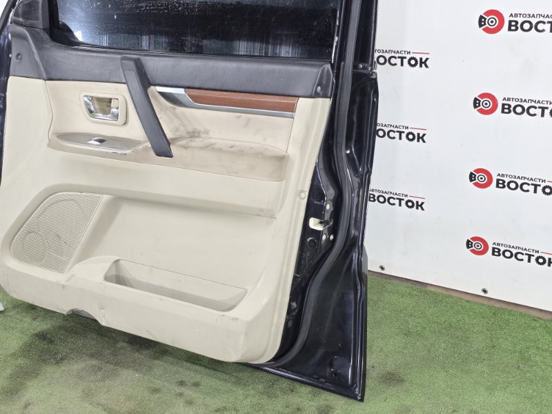 Дверь, 20000 рублей, Пешки