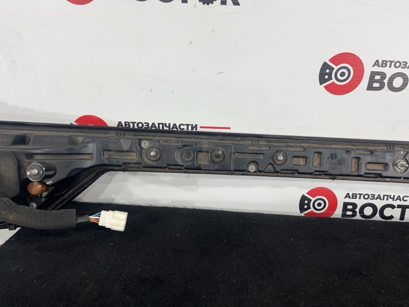 Стоп-сигнал, 25000 рублей, Пешки