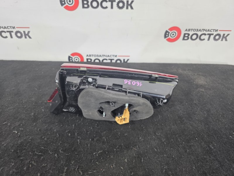 Стоп-сигнал, 13000 рублей, Пешки