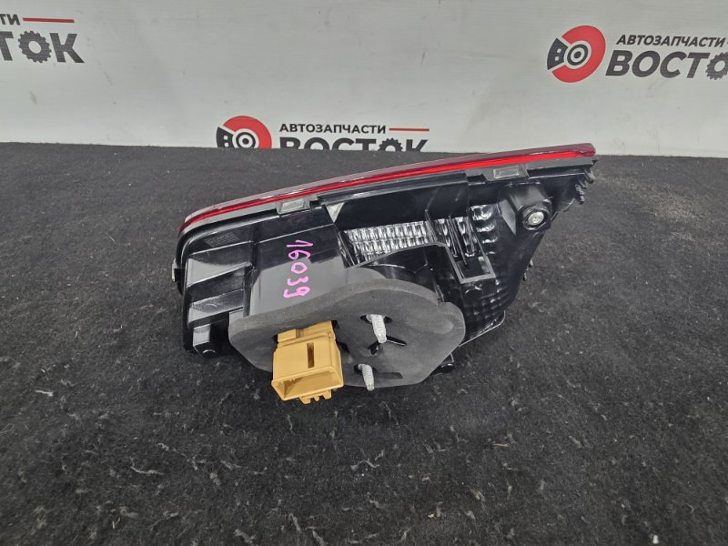 Стоп-сигнал, 15000 рублей, Пешки