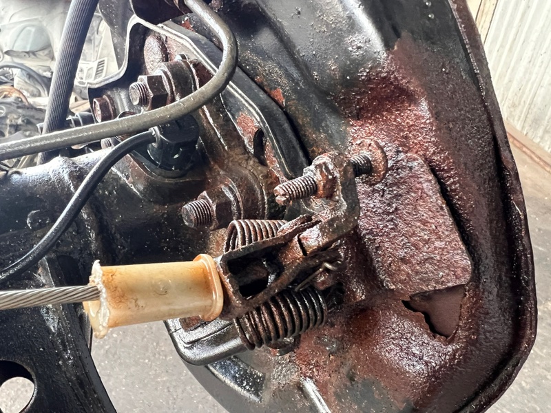 Мост, 100000 рублей, Пешки