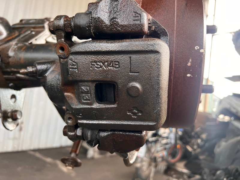 Мост, 100000 рублей, Пешки