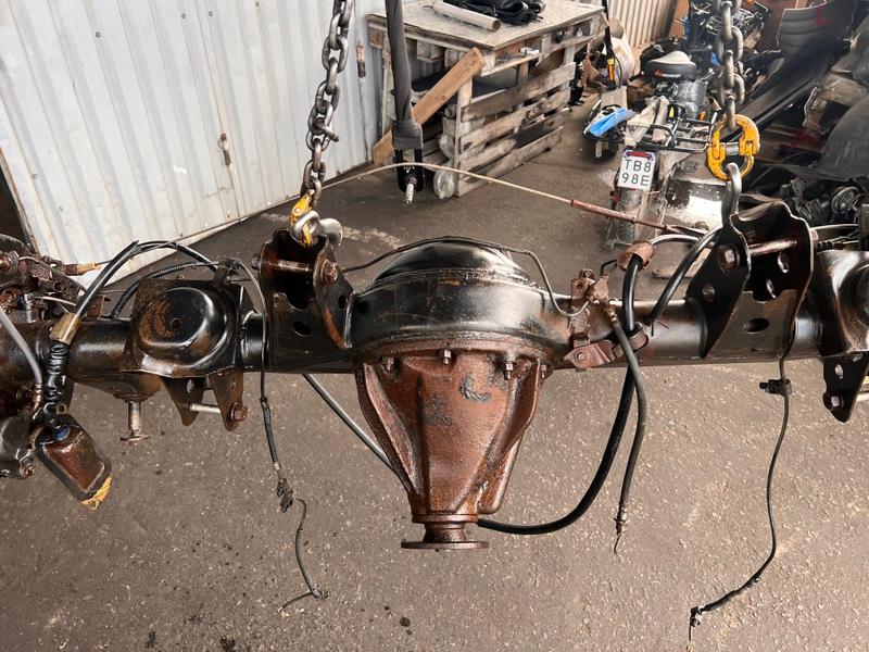 Мост, 100000 рублей, Пешки