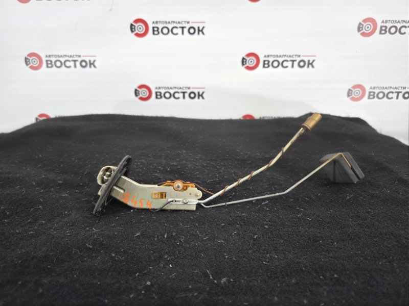 Датчик уровня топлива, 2000 рублей, Пешки