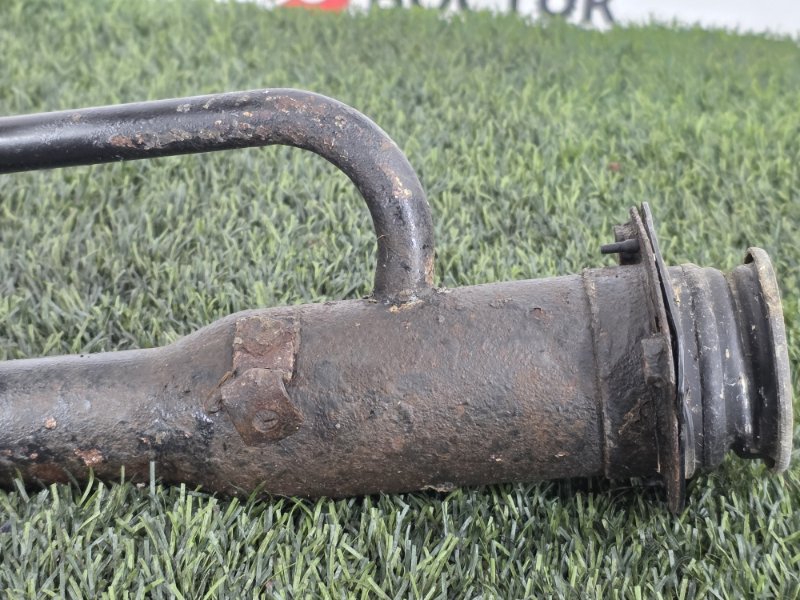 Горловина топливного бака, 5000 рублей, Пешки