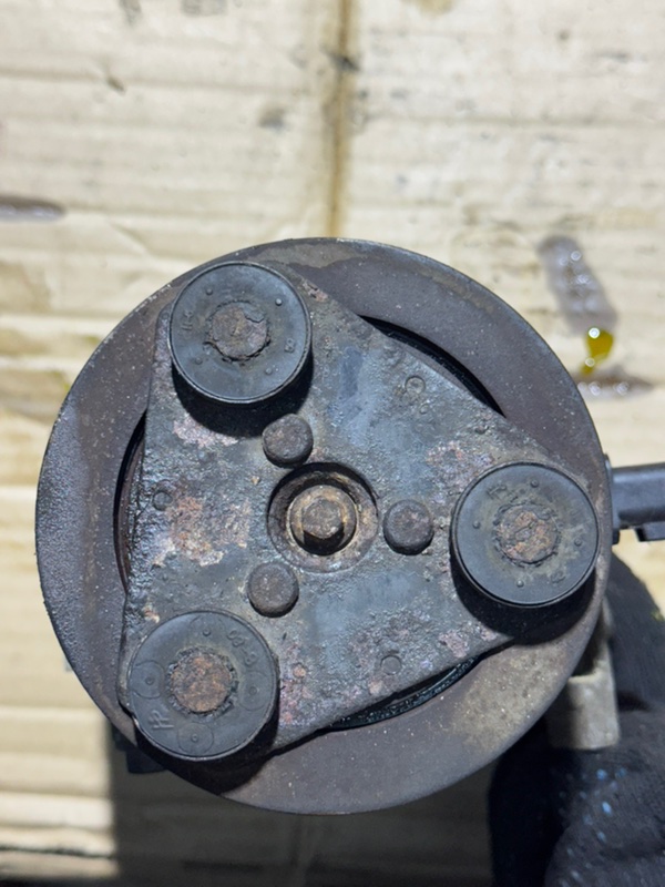 Компрессор кондиционера, 8000 рублей, Пешки