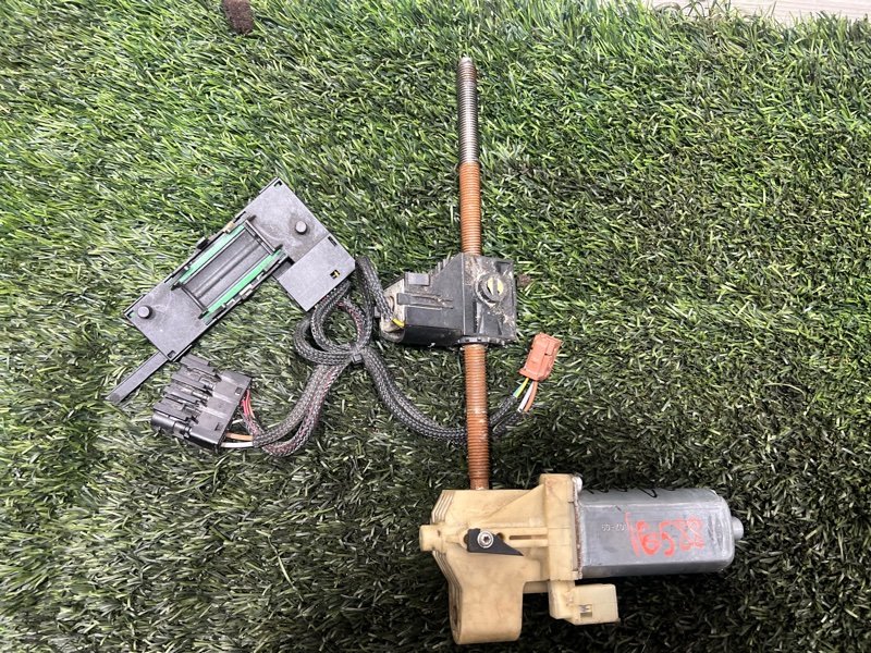 Мотор рулевой колонки, 2500 рублей, Пешки