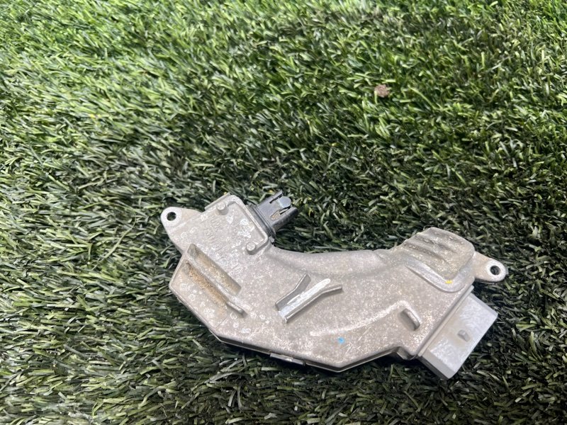 Реле, 4000 рублей, Пешки