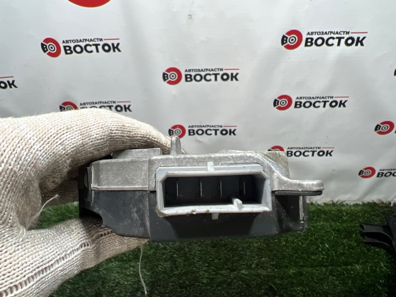 Реле, 4000 рублей, Пешки