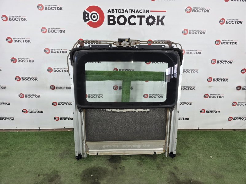 Люк, 10000 рублей, Пешки