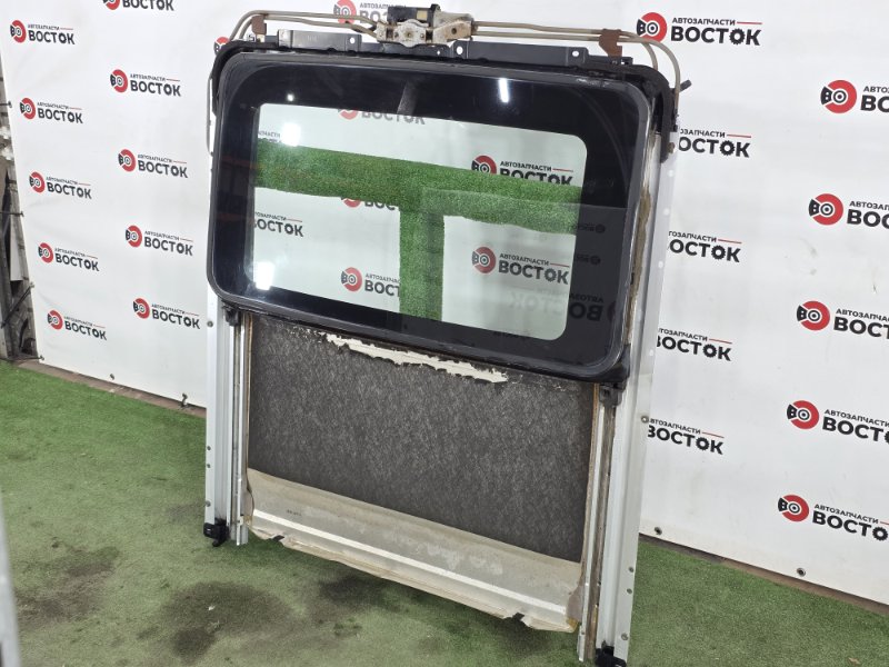 Люк, 10000 рублей, Пешки