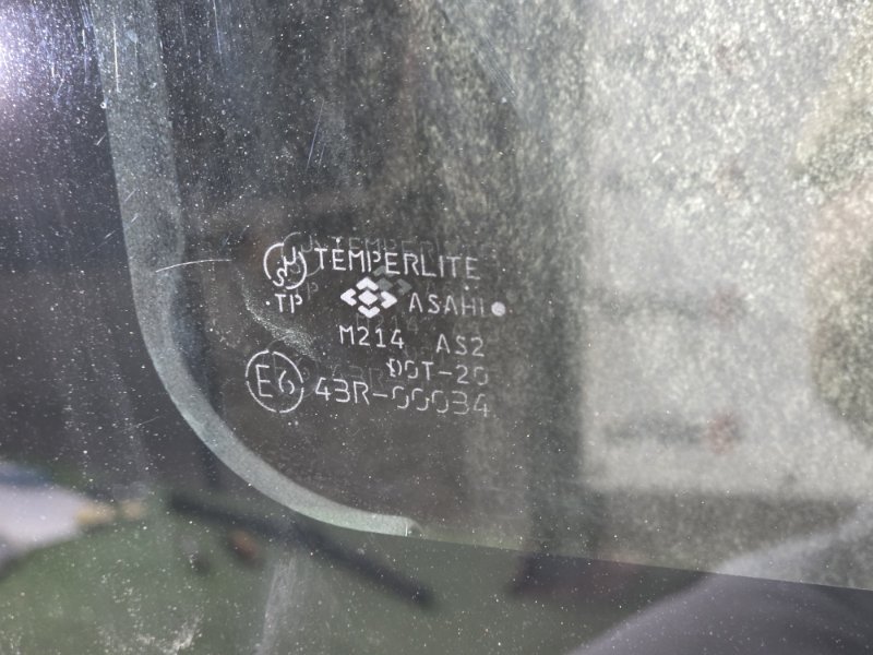 Люк, 10000 рублей, Пешки