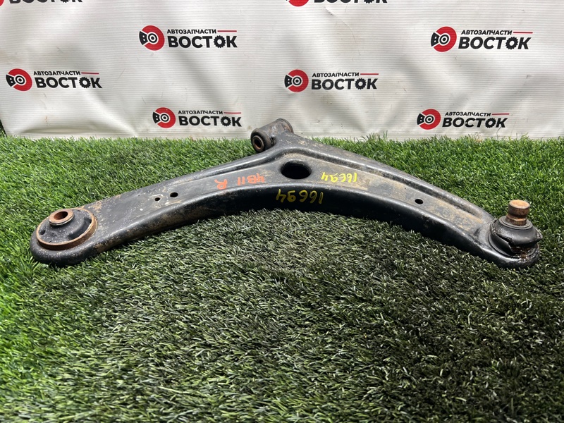 Рычаг нижний, 2000 рублей, Пешки