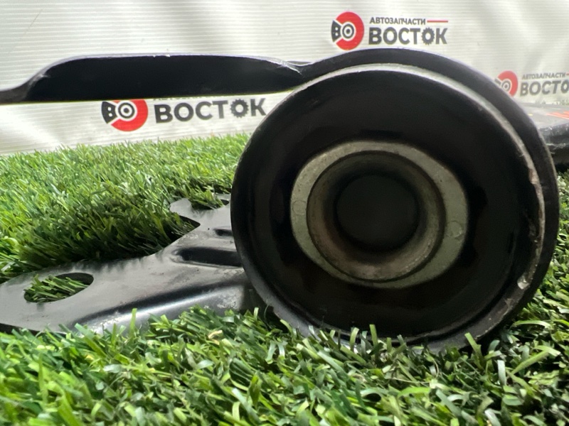 Рычаг нижний, 3500 рублей, Пешки